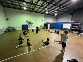 Dance and Teamwork: Building Collaboration Skills in Kids 👫
